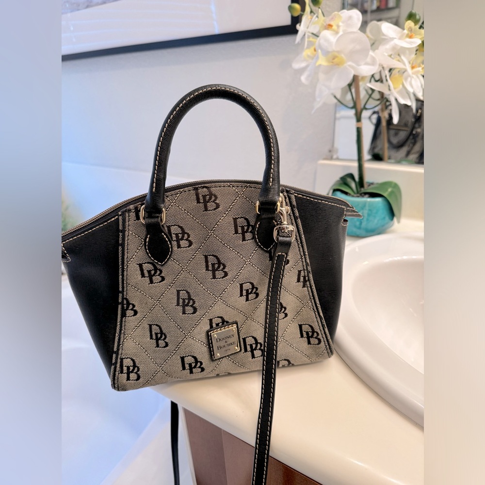 Dooney & Bourne purse